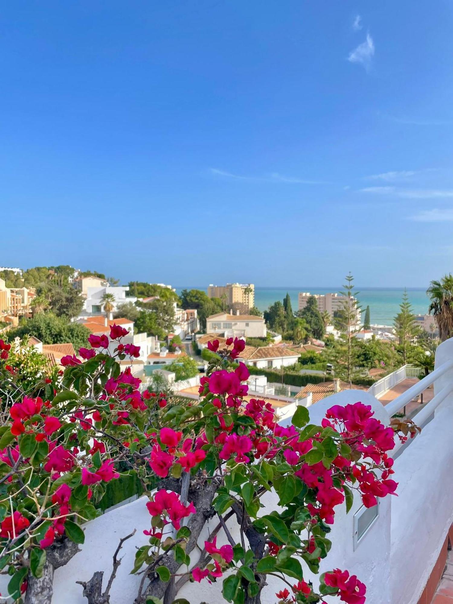 Sun Castle Apartment Фуeнхирола Екстериор снимка